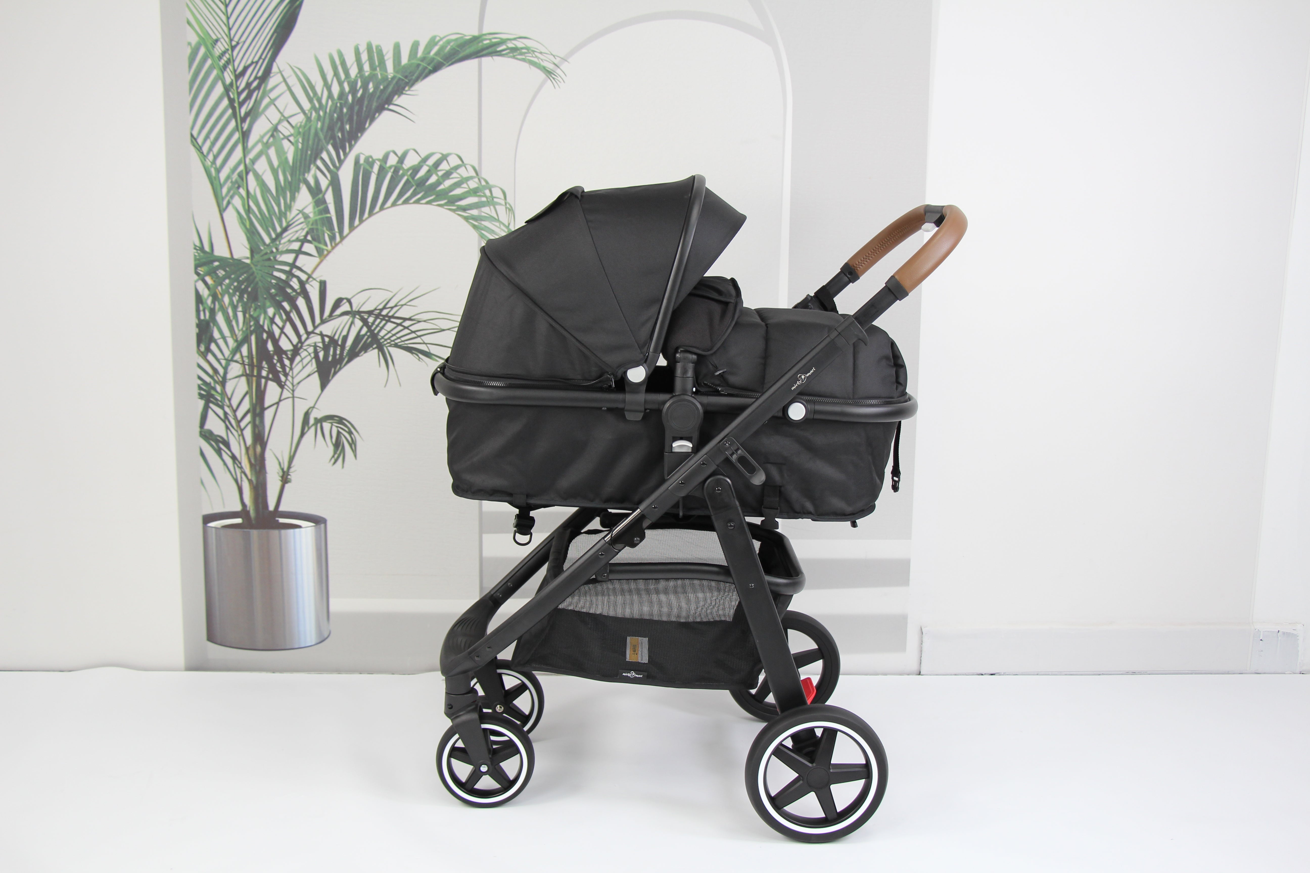 Baby pram / Stroller 2 in 1 convertible bassinet -Black - Micky Mart