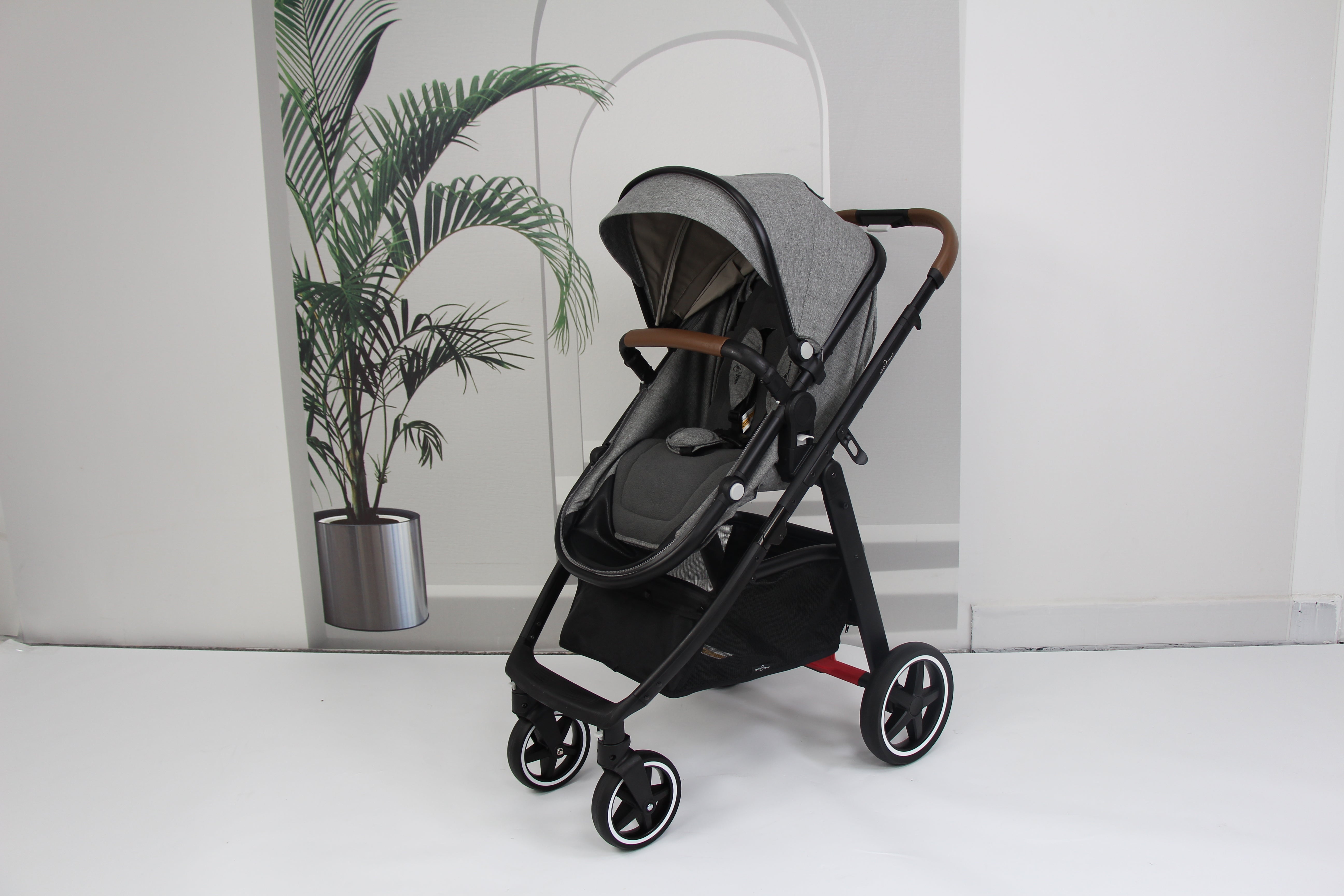 Baby pram / stroller 2 in 1 convertible - grey - Micky Mart