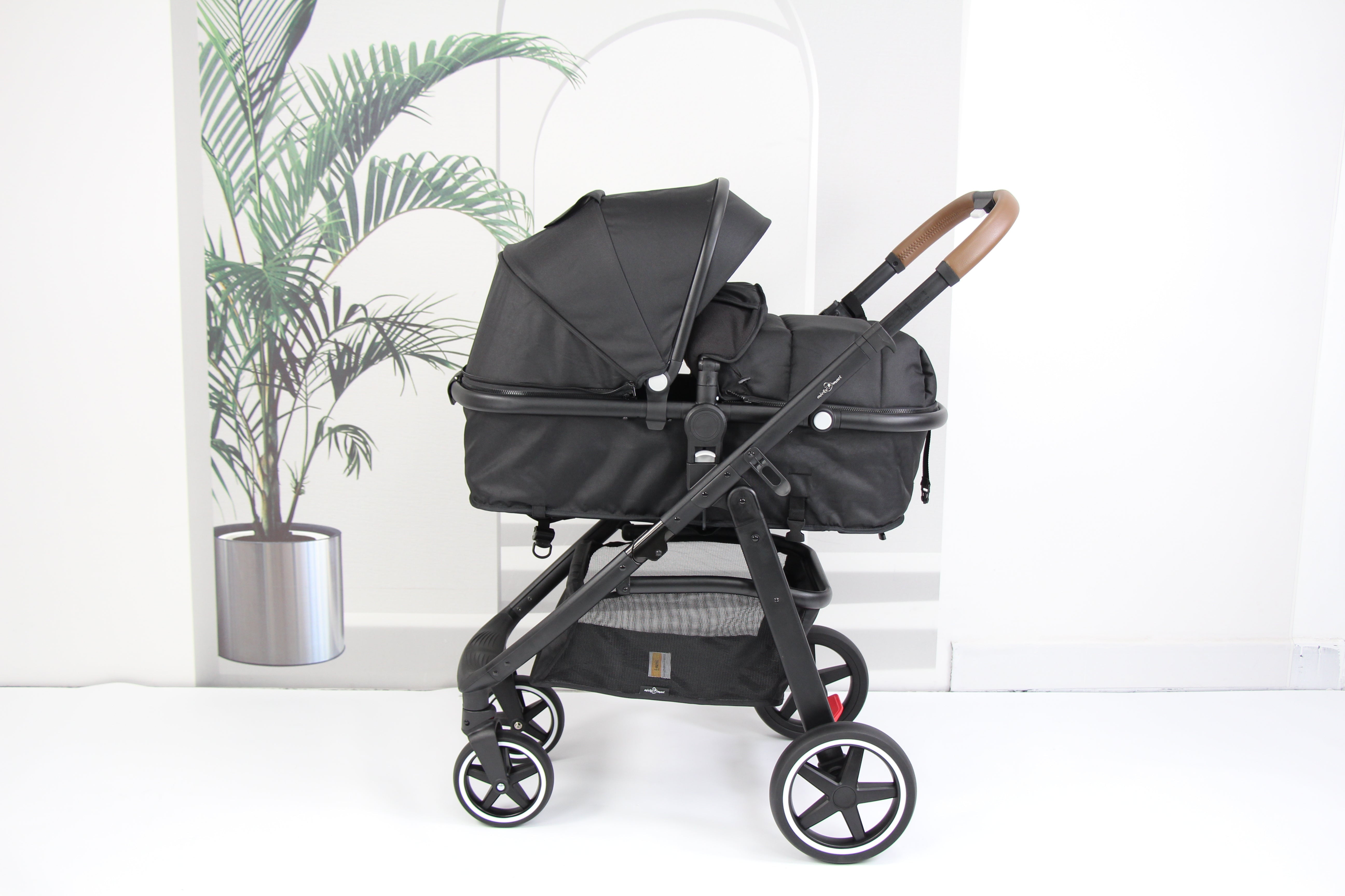 Baby pram / Stroller 2 in 1 convertible bassinet -Black - Micky Mart