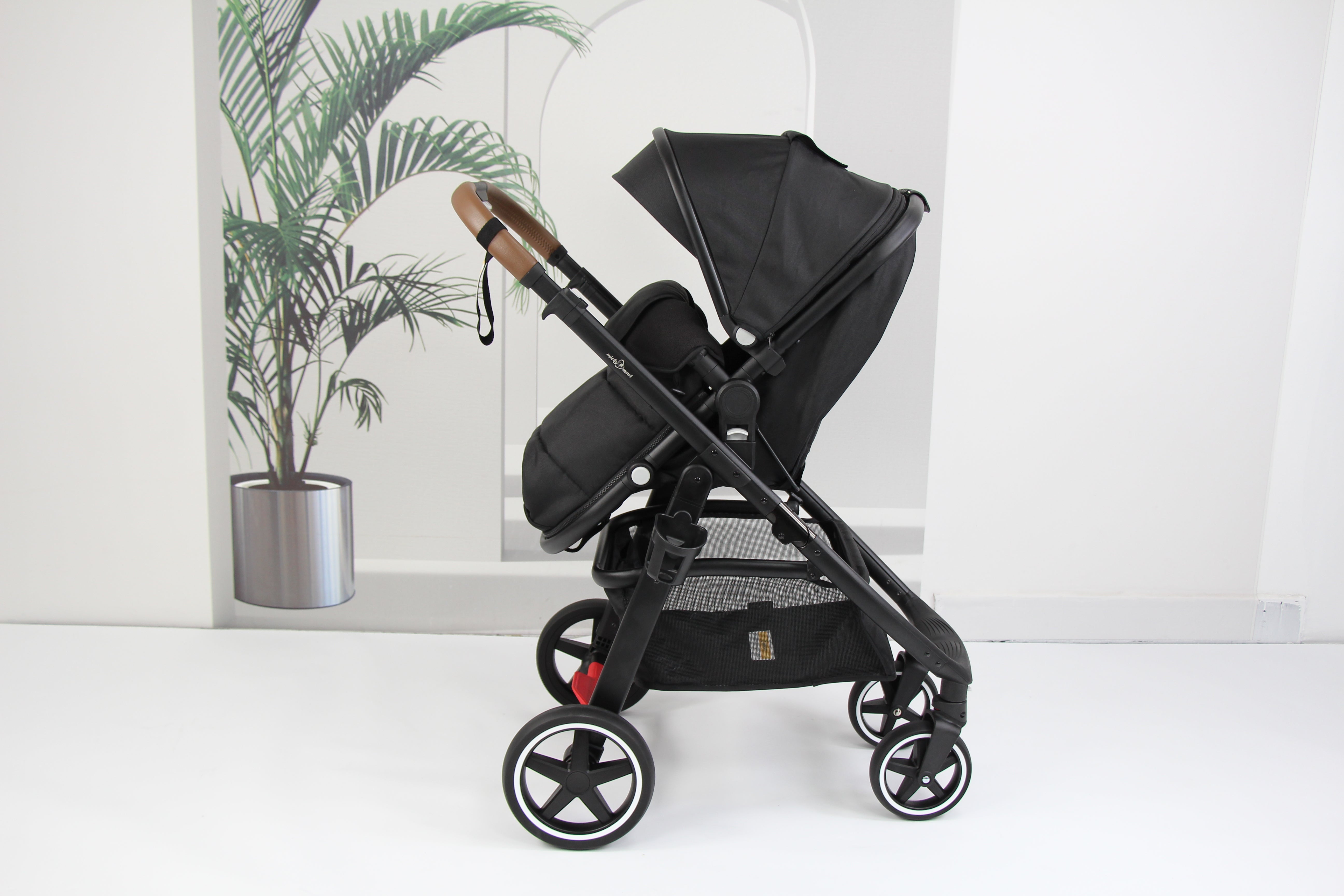 Baby pram / Stroller 2 in 1 convertible bassinet -Black - Micky Mart